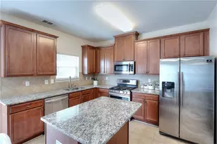 1398 Scenic Pines Dr, Lawrenceville, GA 30044 - Photo 7