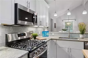 1788 Ridgeway Ave NW, Atlanta, GA 30318 - Photo 17