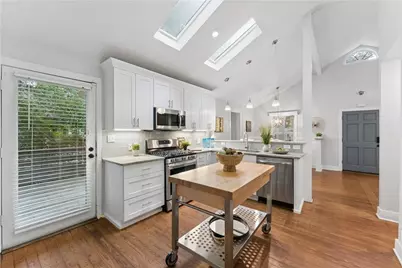 1788 Ridgeway Avenue NW, Atlanta, GA 30318 - Photo 3
