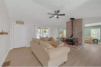 989 Tullis Road, Lawrenceville, GA 30043 - Photo 3