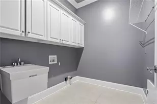 8410 Parker Pl, Roswell, GA 30076 - Photo 27