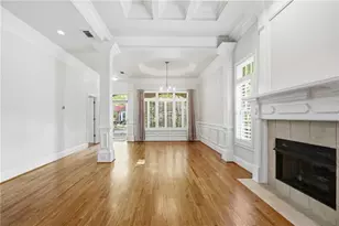 8410 Parker Pl, Roswell, GA 30076 - Photo 11