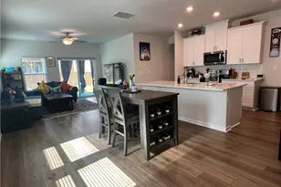 242 Wells Cir, Canton, GA 30114 - Photo 3