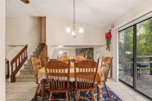 3049 Meadow Wood Ct, Lawrenceville, GA 30044 - Photo 9