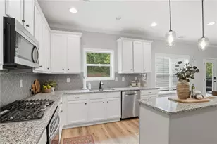 6175 Providence Lake Dr, Gainesville, GA 30506 - Photo 17