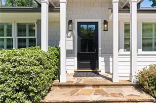 2659 S Bamby Ln, Atlanta, GA 30319 - Photo 3