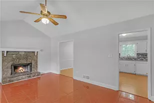 474 Russell Ridge Dr, Lawrenceville, GA 30043 - Photo 9