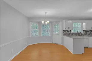 474 Russell Ridge Dr, Lawrenceville, GA 30043 - Photo 13