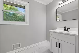 4336 Colony E Dr, Stone Mountain, GA 30083 - Photo 19