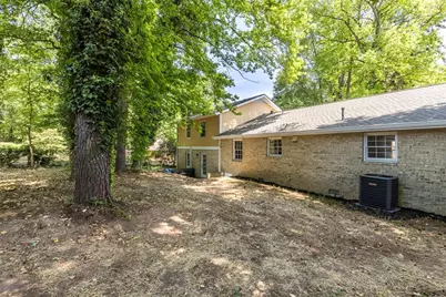 383 Ben Avenue SW, Lilburn, GA 30047 - Photo 35