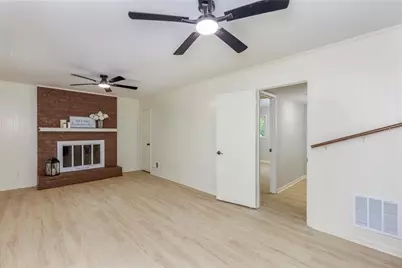 383 Ben Avenue SW, Lilburn, GA 30047 - Photo 27