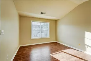 2837 Laurel Ridge Cir, Atlanta, GA 30344 - Photo 7