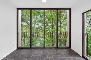 2769 Peachtree Rd NE, Atlanta, GA 30305 - Photo 21