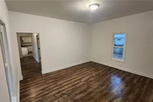 35 Sargent Tigner St, Newnan, GA 30263 - Photo 5