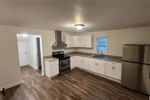 35 Sargent Tigner St, Newnan, GA 30263 - Photo 15