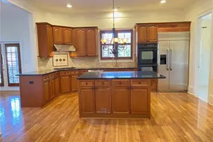2133 Lucerne Ln SE, Smyrna, GA 30080 - Photo 11