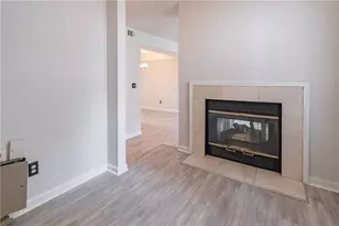 240 Renaissance Parkway NE, Atlanta, GA 30308 - Photo 9