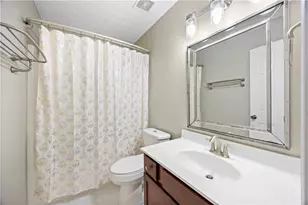 4041 Oak Crossing Dr, Suwanee, GA 30024 - Photo 39