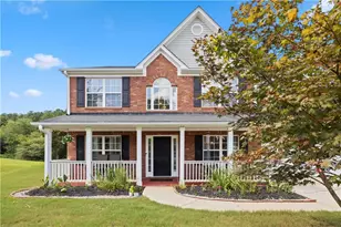 4041 Oak Crossing Dr, Suwanee, GA 30024 - Photo 1