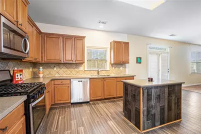 3745 Park Hill Circle, Loganville, GA 30052 - Photo 7