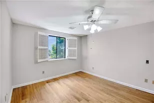 300 Johnson Ferry Rd, Atlanta, GA 30328 - Photo 15