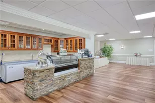 300 Johnson Ferry Rd, Atlanta, GA 30328 - Photo 33