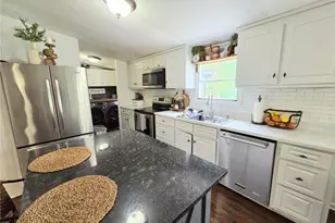 4855 Peachtree Dr, Buford, GA 30518 - Photo 9