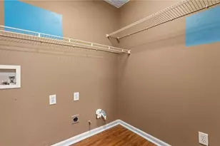 450 Manor Glen Dr, Suwanee, GA 30024 - Photo 27