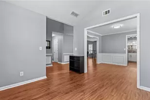 450 Manor Glen Dr, Suwanee, GA 30024 - Photo 5