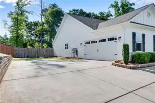 320 Lokeys Ln, Bethlehem, GA 30620 - Photo 3
