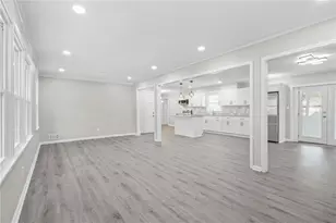 4188 Fontana Ct, Tucker, GA 30084 - Photo 9
