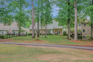 38 Greenview Dr, Newnan, GA 30265 - Photo 5