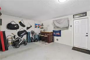 100 Weatherburne Dr, Roswell, GA 30076 - Photo 31