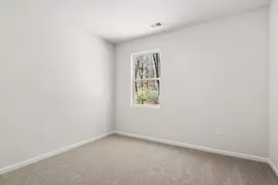 1391 Lincoln Ln, Braselton, GA 30517 - Photo 11