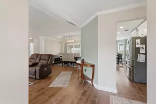 346 River Mist Cir, Jefferson, GA 30549 - Photo 5