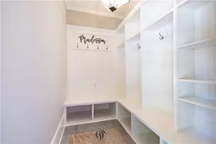 915 Glengate Pl, Atlanta, GA 30328 - Photo 33