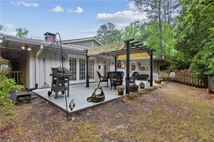 365 Briarwood Ct, Marietta, GA 30068 - Photo 17
