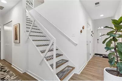 1260 Van Allen Mews NW, Atlanta, GA 30318 - Photo 19