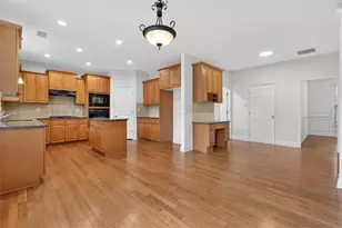 6121 Stillwater Trail, Flowery Branch, GA 30542 - Photo 39