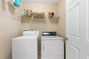 812 Vinings Forest Ln SE, Smyrna, GA 30080 - Photo 13