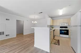 812 Vinings Forest Ln SE, Smyrna, GA 30080 - Photo 5