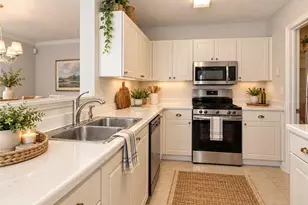 812 Vinings Forest Ln SE, Smyrna, GA 30080 - Photo 3