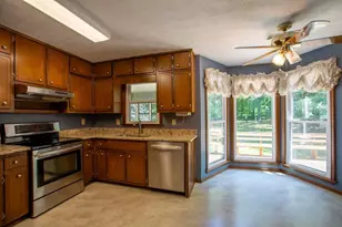 1234 Hollytree Ct, Snellville, GA 30078 - Photo 3