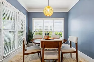 4565 Windsor Park Pl, Atlanta, GA 30342 - Photo 9