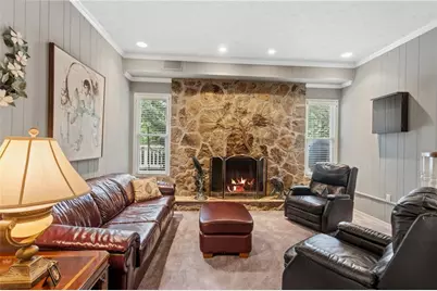 1025 Rays Road, Stone Mountain, GA 30083 - Photo 15