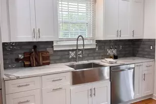 2370 Walnut Grove Way, Suwanee, GA 30024 - Photo 3