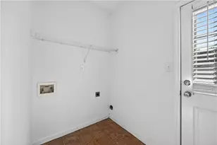 4542 Parkview Square, Atlanta, GA 30349 - Photo 5