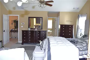 1226 Castleberry Dr, Buford, GA 30518 - Photo 17