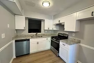 1084 Huntington Trce SE, Smyrna, GA 30082 - Photo 7