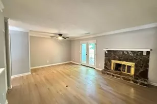 1084 Huntington Trce SE, Smyrna, GA 30082 - Photo 9